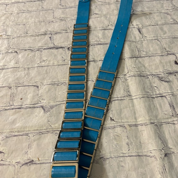 VINTAGE RETRO TURQUOISE BLUE WITH SILVER METAL CHAIN LINK DETAILS WOMEN’S BELT main image 4